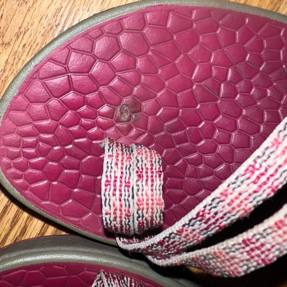 Chacos - Picture 2 of 6